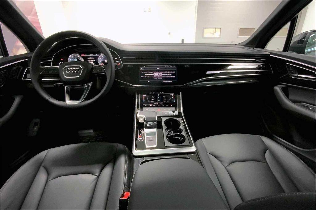 new 2026 Audi Q7 car, priced at $68,140