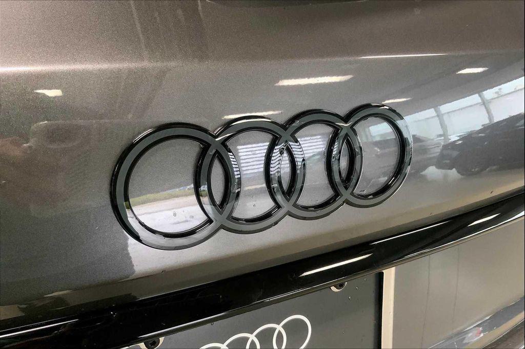 new 2026 Audi Q7 car, priced at $68,140