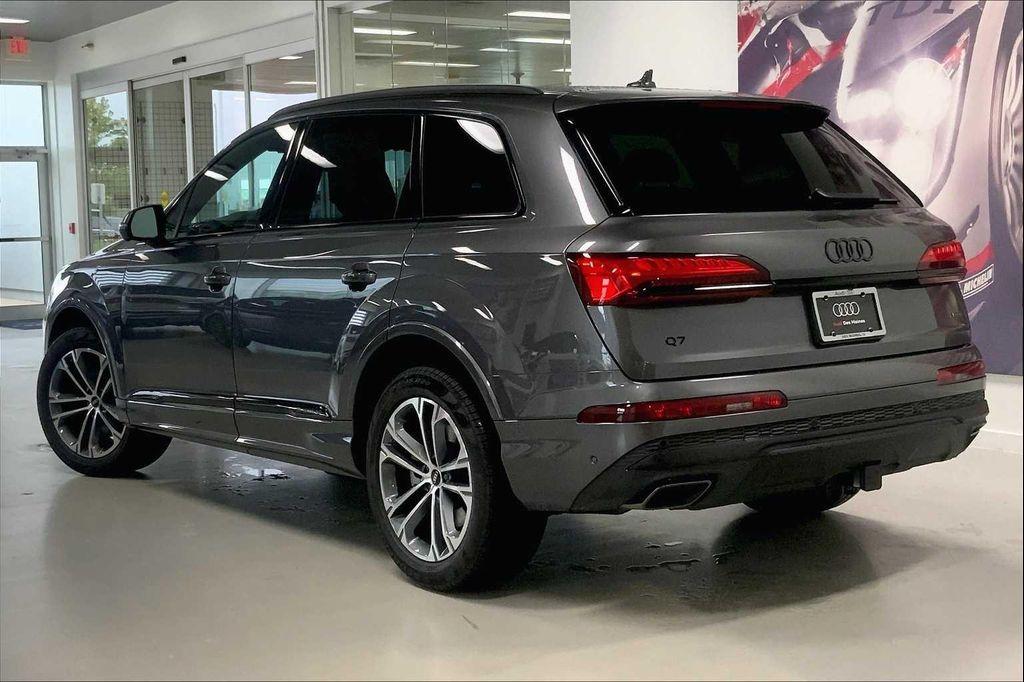 new 2026 Audi Q7 car, priced at $68,140
