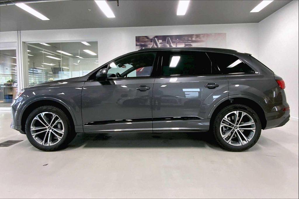 new 2026 Audi Q7 car, priced at $68,140