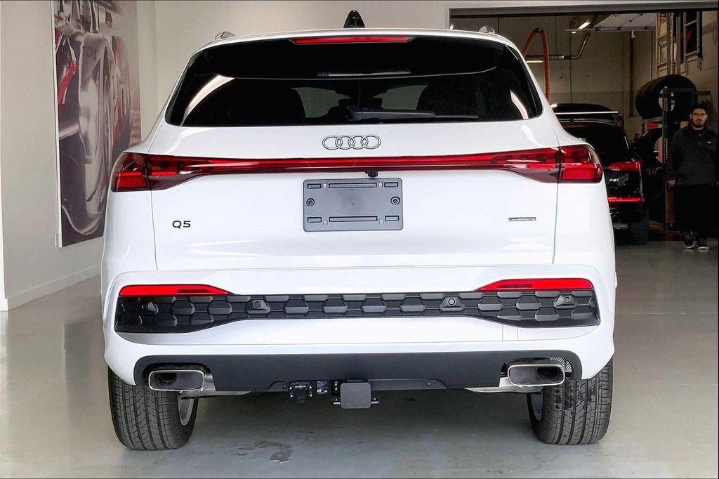 new 2025 Audi Q5 car, priced at $59,548