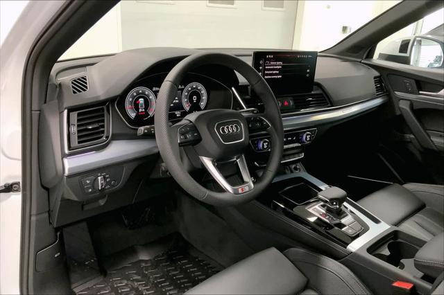 new 2025 Audi Q5 car, priced at $60,290