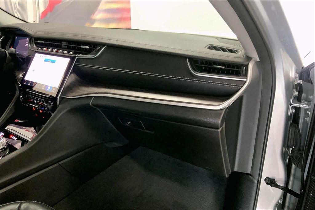 used 2023 Jeep Grand Cherokee car, priced at $31,995