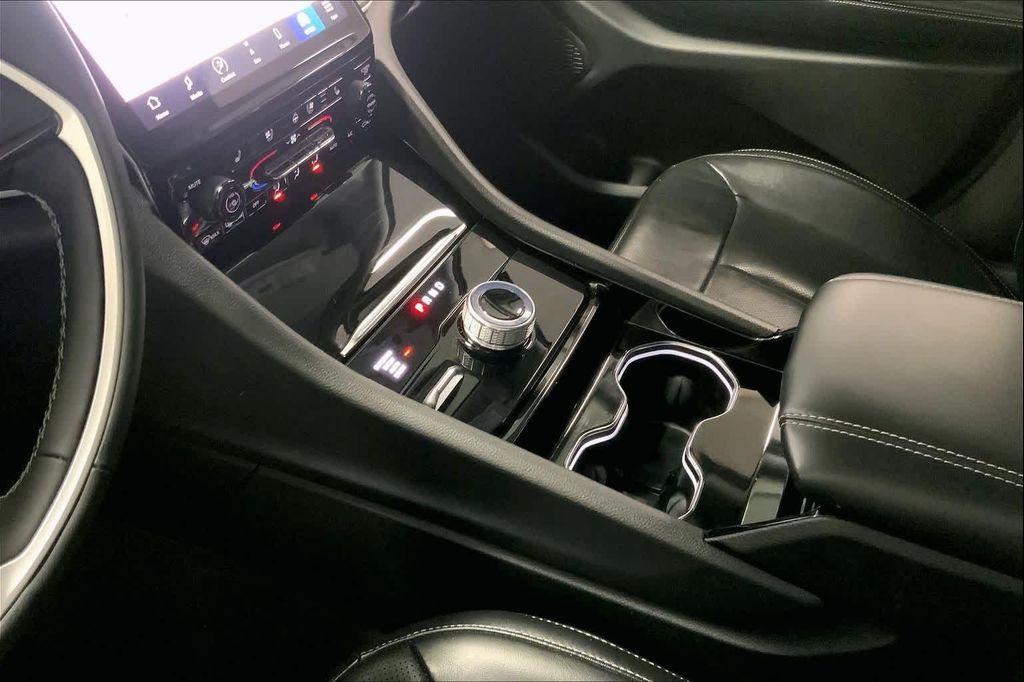 used 2023 Jeep Grand Cherokee car, priced at $31,995