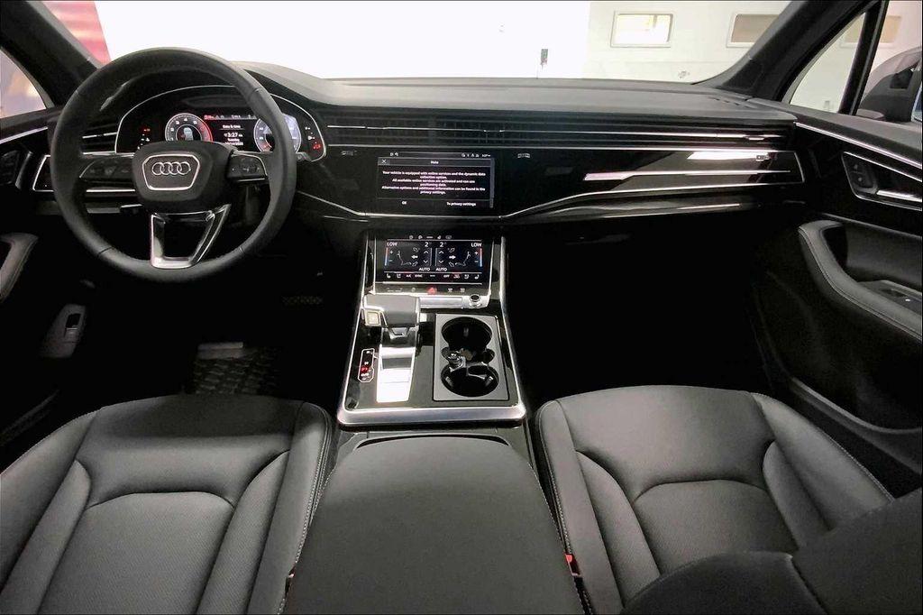 new 2026 Audi Q7 car, priced at $78,295