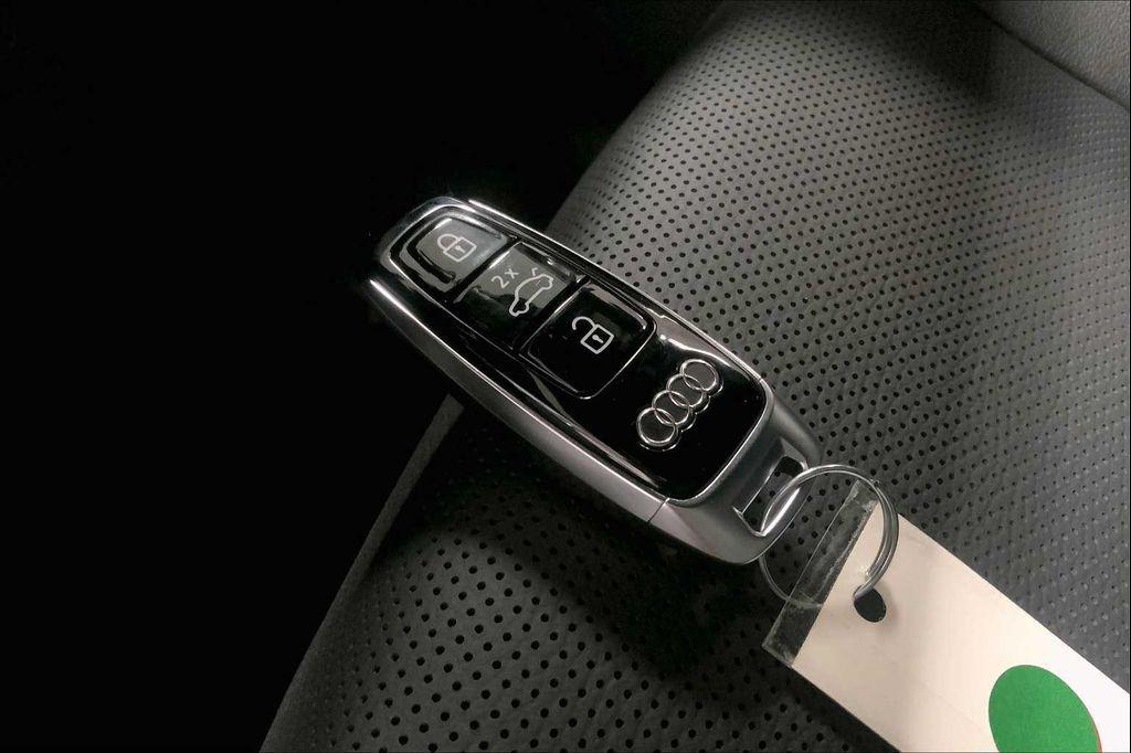 new 2026 Audi Q7 car, priced at $78,295