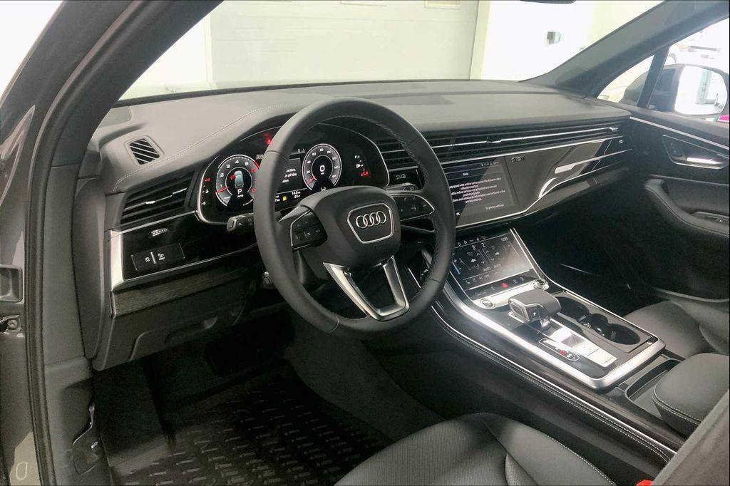 new 2026 Audi Q7 car, priced at $78,295