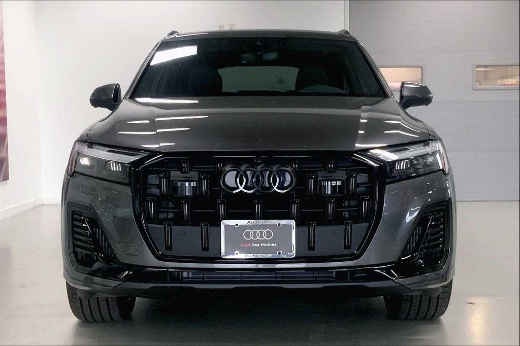 new 2026 Audi Q7 car, priced at $78,295