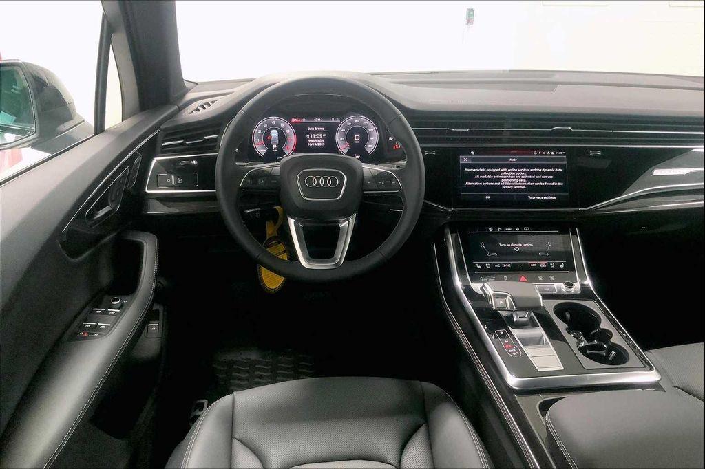 new 2026 Audi Q7 car, priced at $78,140