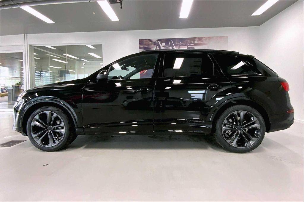 new 2026 Audi Q7 car, priced at $78,140