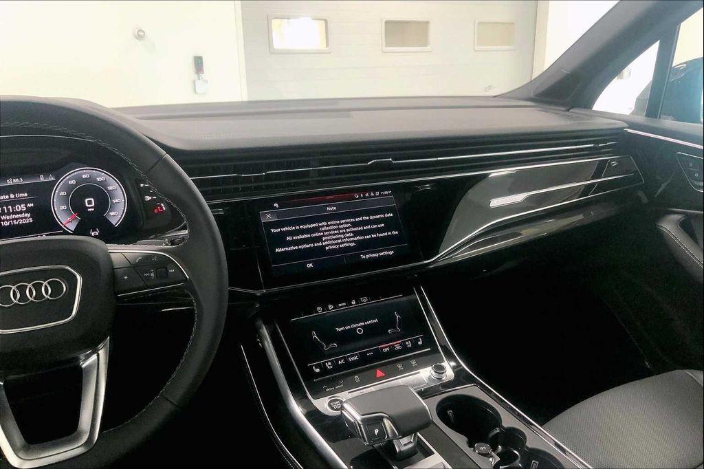 new 2026 Audi Q7 car, priced at $78,140