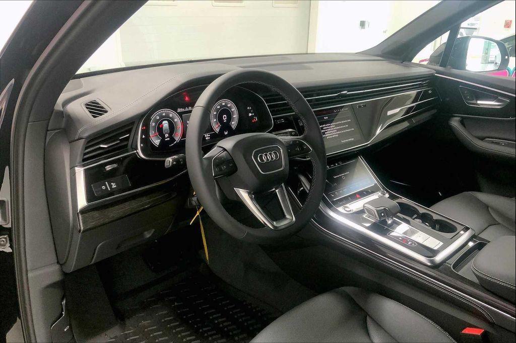 new 2026 Audi Q7 car, priced at $78,140