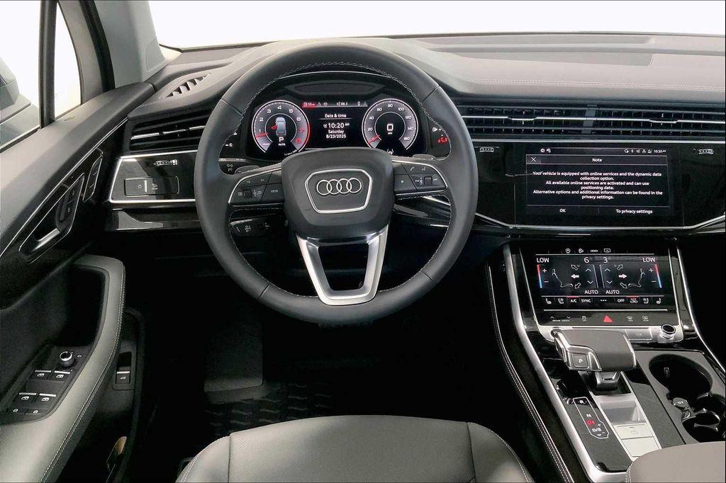new 2025 Audi Q7 car, priced at $71,450