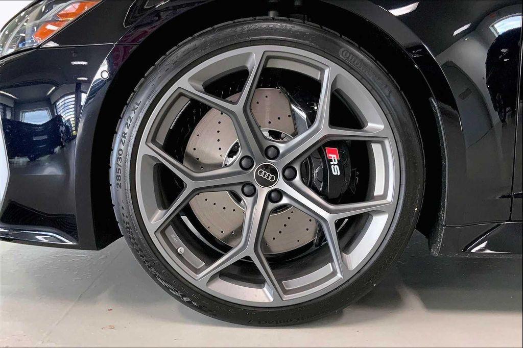 new 2026 Audi RS 6 Avant car, priced at $141,215