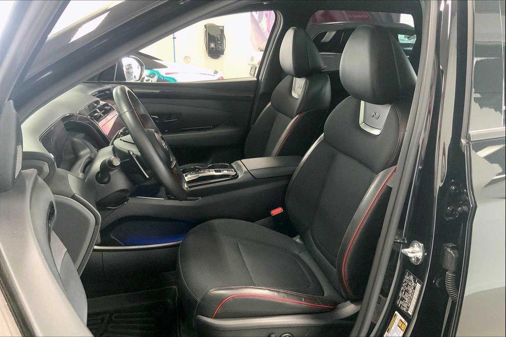 used 2024 Hyundai TUCSON Hybrid car, priced at $29,690