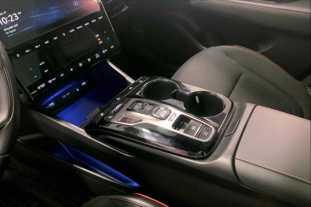 used 2024 Hyundai TUCSON Hybrid car, priced at $29,690