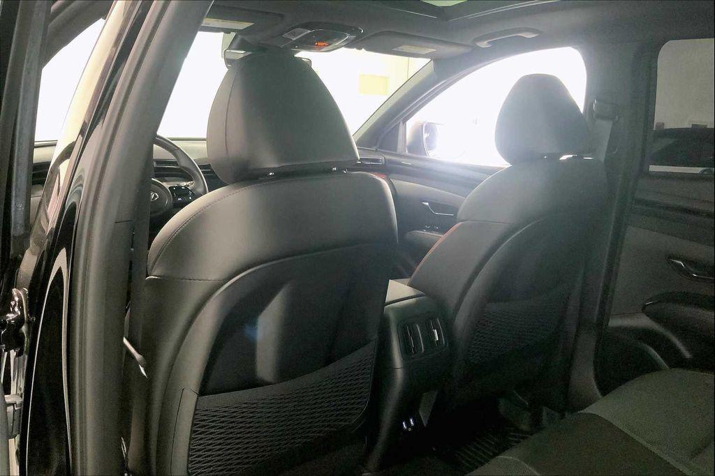 used 2024 Hyundai TUCSON Hybrid car, priced at $29,690