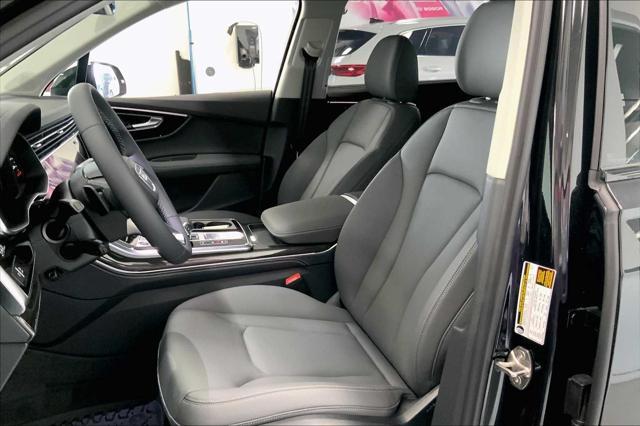 new 2025 Audi Q7 car, priced at $69,714