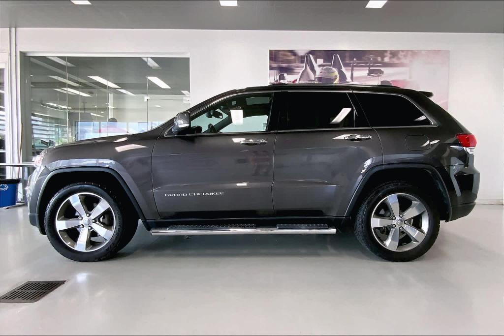 used 2014 Jeep Grand Cherokee car, priced at $15,490