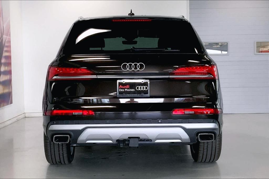 new 2025 Audi Q7 car, priced at $74,215