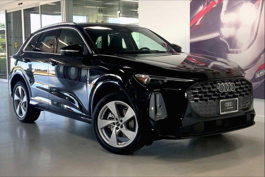 new 2025 Audi Q5 car, priced at $60,092