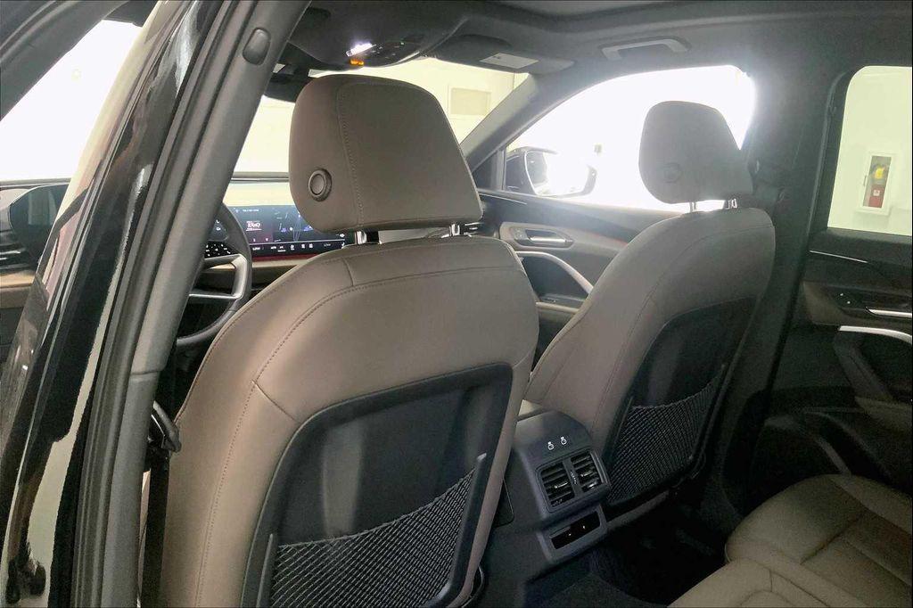 new 2025 Audi Q5 car, priced at $55,930