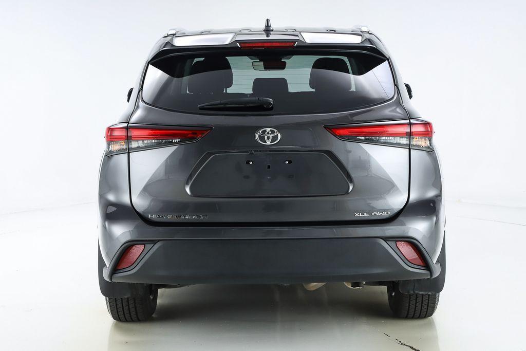 used 2022 Toyota Highlander car, priced at $36,788