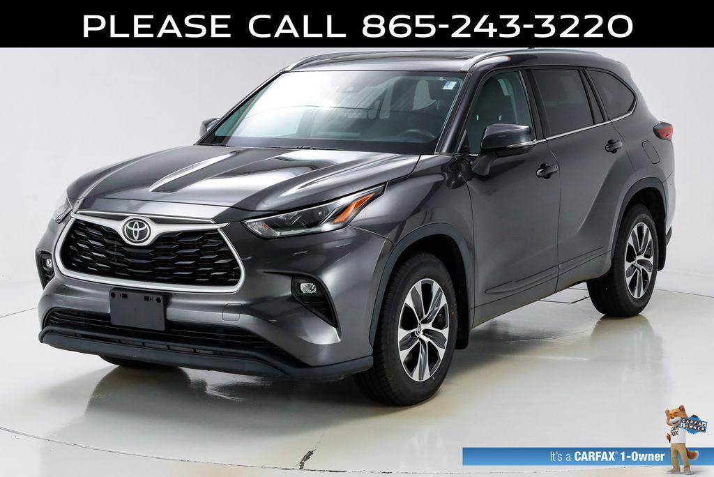 used 2021 Toyota Highlander car, priced at $36,298