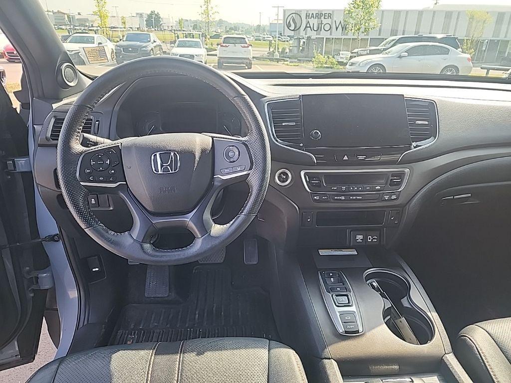 used 2022 Honda Passport car, priced at $28,890