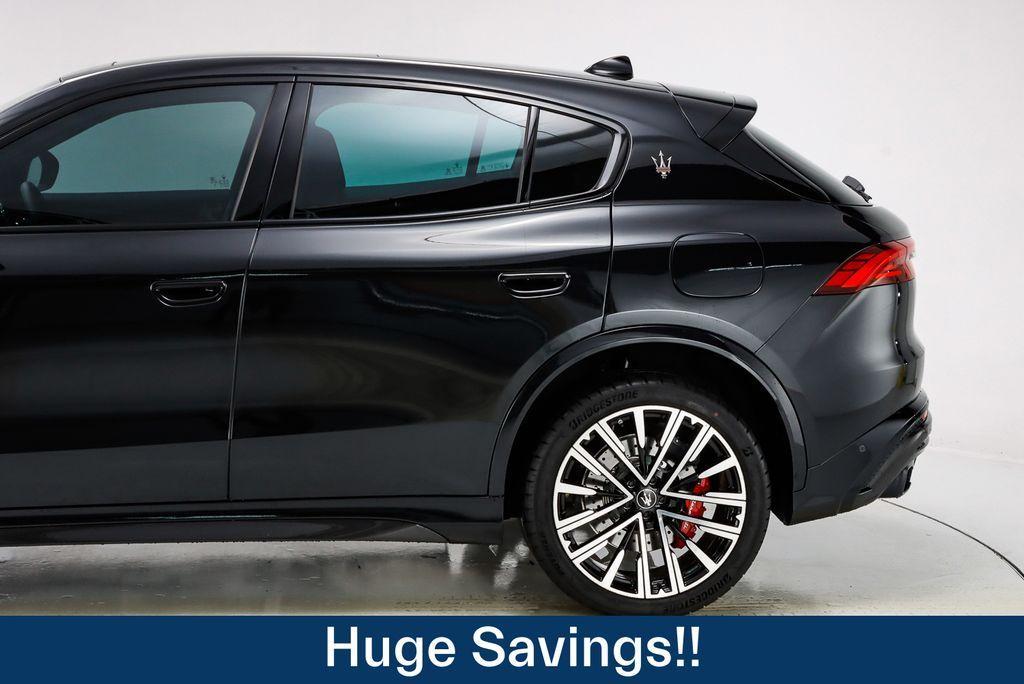 new 2024 Maserati Grecale car, priced at $99,998