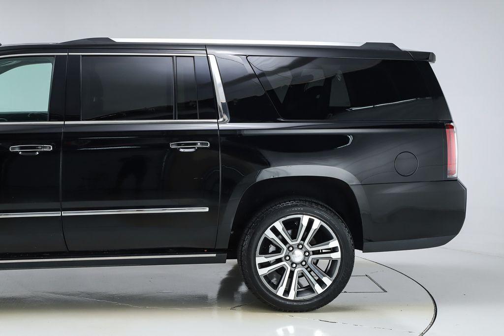 used 2020 GMC Yukon XL car, priced at $32,999