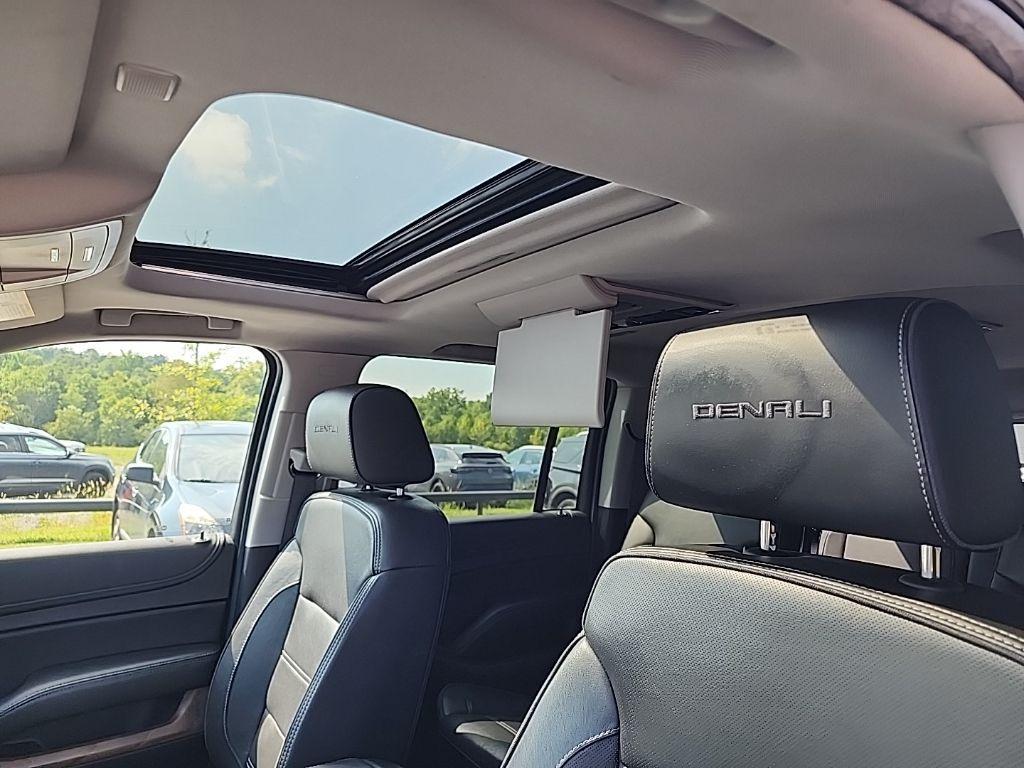 used 2020 GMC Yukon XL car, priced at $34,999