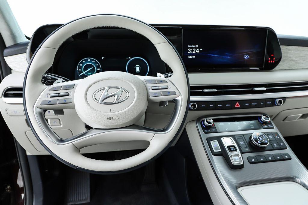 used 2024 Hyundai Palisade car, priced at $39,995