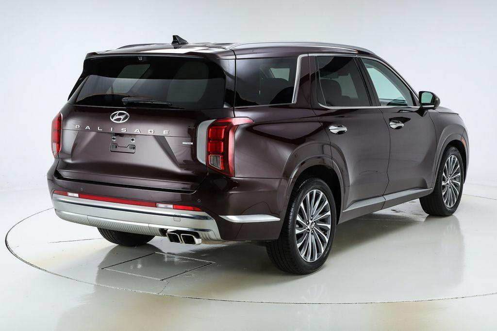 used 2024 Hyundai Palisade car, priced at $40,699
