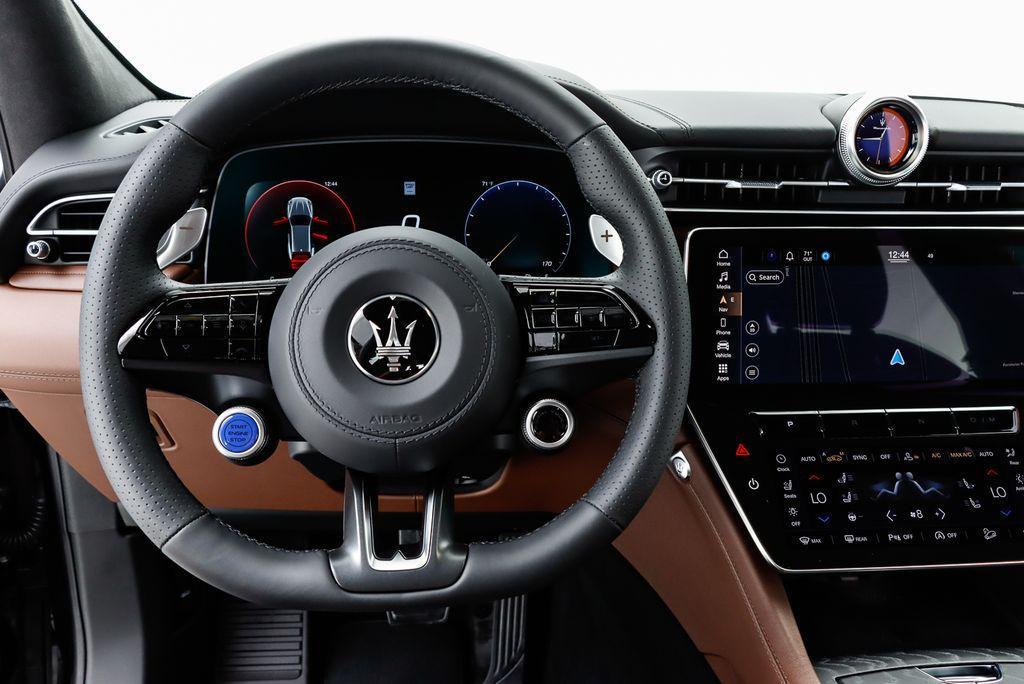 new 2024 Maserati Grecale car, priced at $88,320