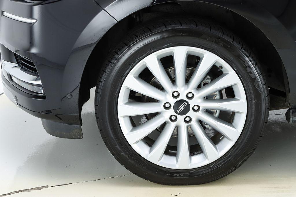 used 2020 Lincoln Navigator car, priced at $28,973