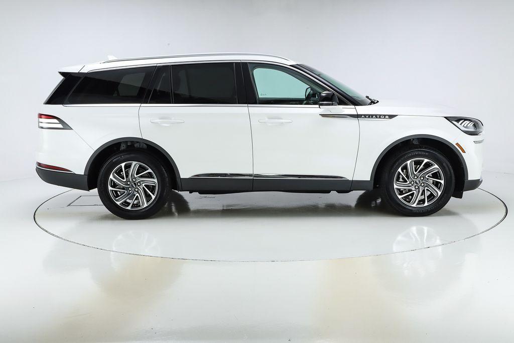 used 2022 Lincoln Aviator car, priced at $41,998