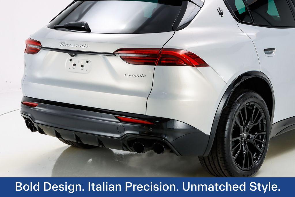 new 2025 Maserati Grecale car, priced at $83,825