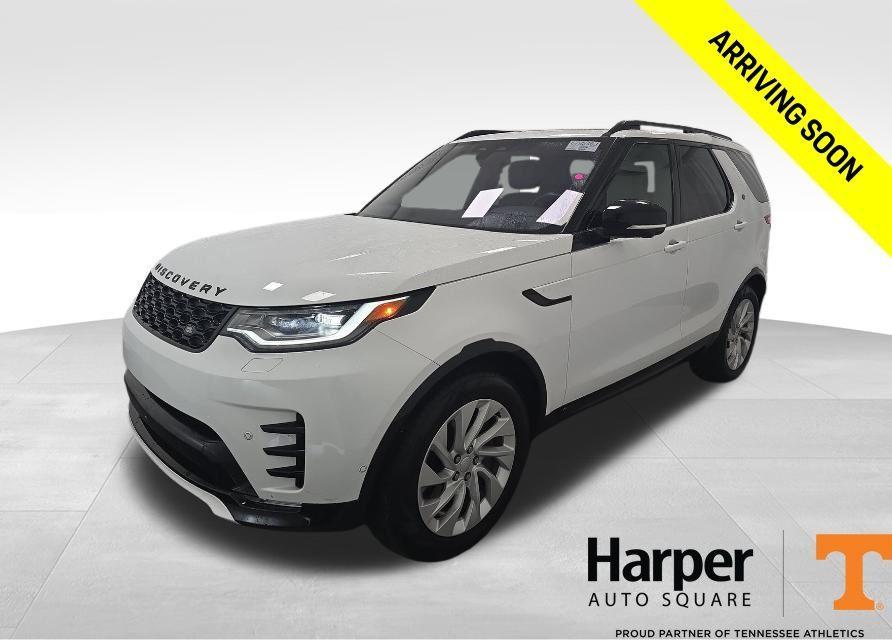 used 2022 Land Rover Discovery car, priced at $37,980