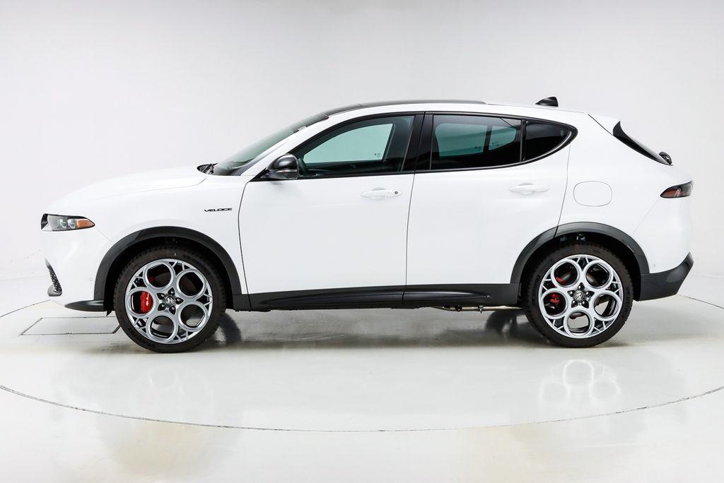 new 2024 Alfa Romeo Tonale car, priced at $54,640