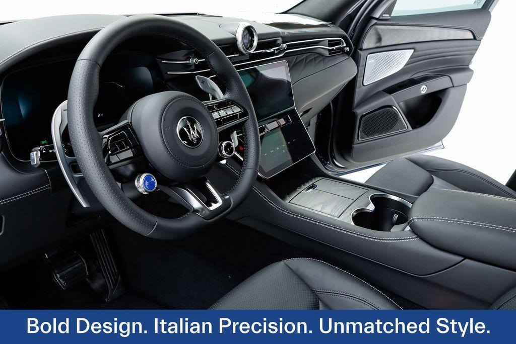 new 2025 Maserati Grecale car, priced at $85,605