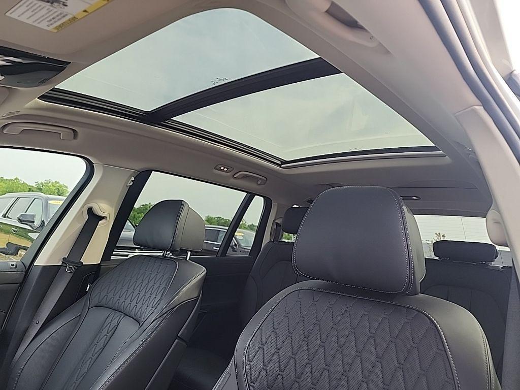 used 2025 BMW X7 car, priced at $76,790