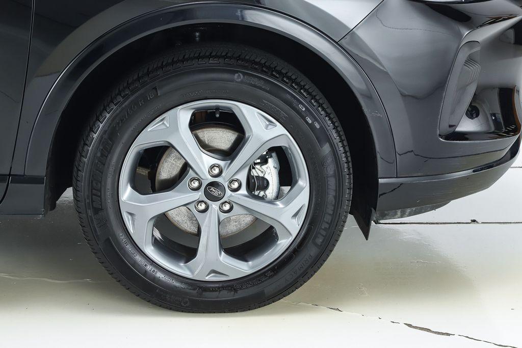 used 2024 Ford Escape car, priced at $26,999