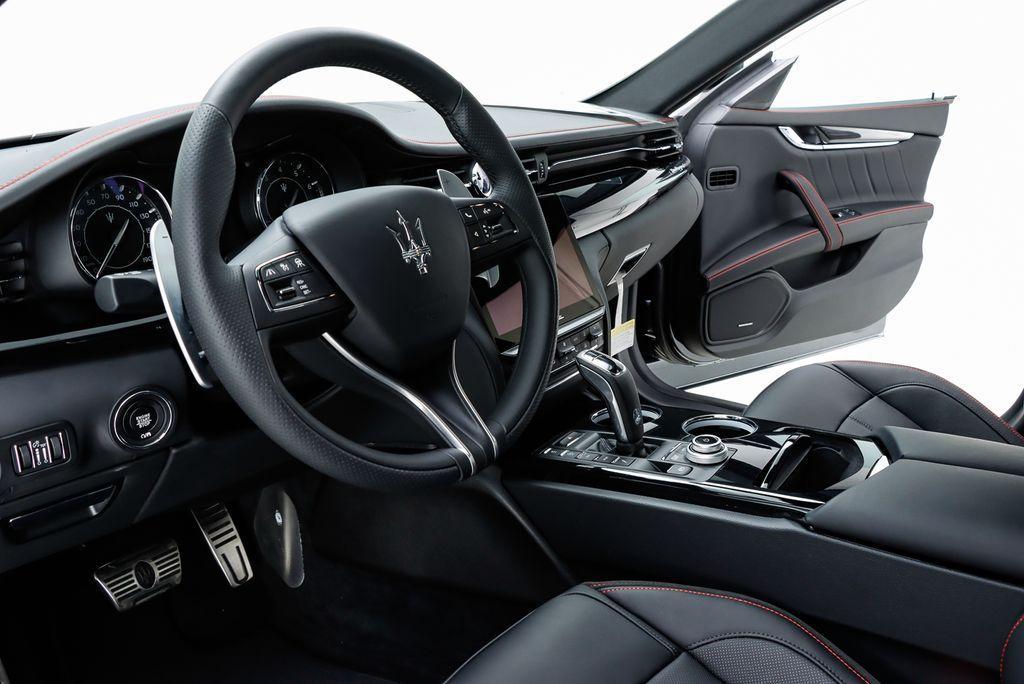 new 2024 Maserati Quattroporte car, priced at $135,868