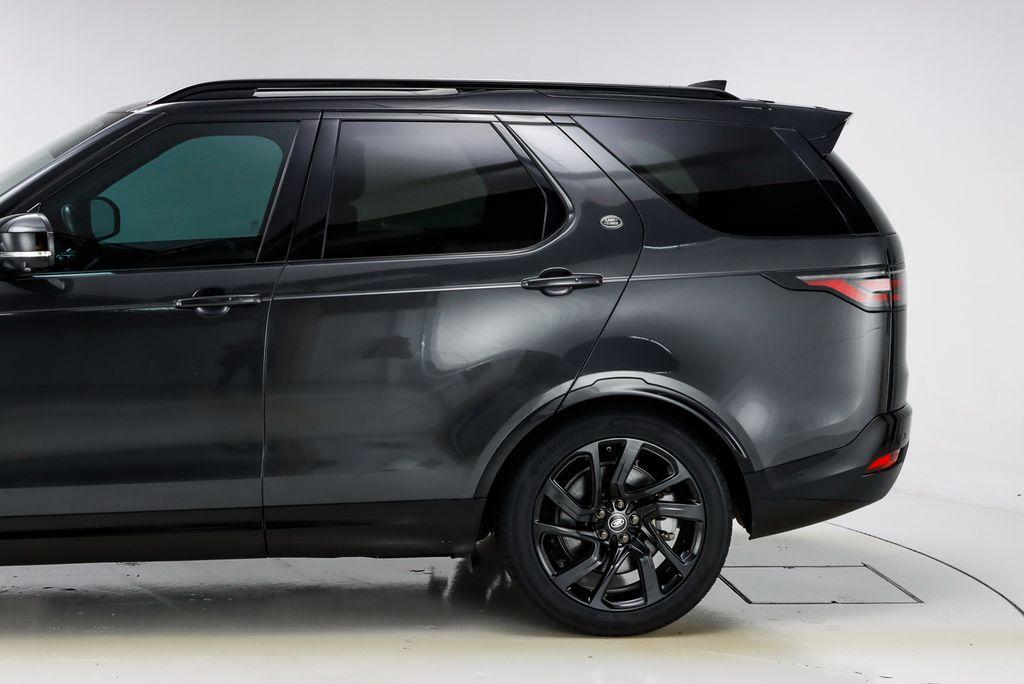 used 2021 Land Rover Discovery car, priced at $33,900