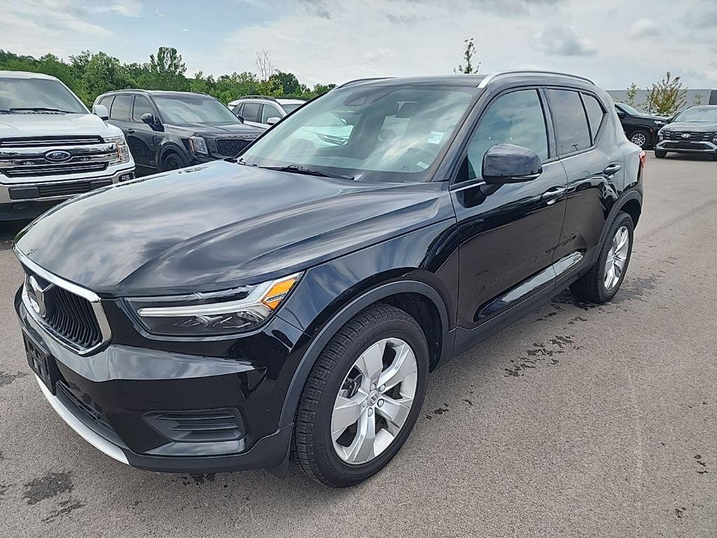 used 2020 Volvo XC40 car, priced at $22,890