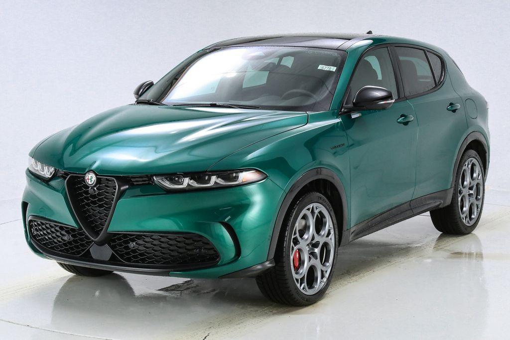 new 2024 Alfa Romeo Tonale car, priced at $58,685