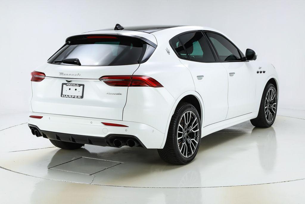 new 2024 Maserati Grecale car, priced at $68,500