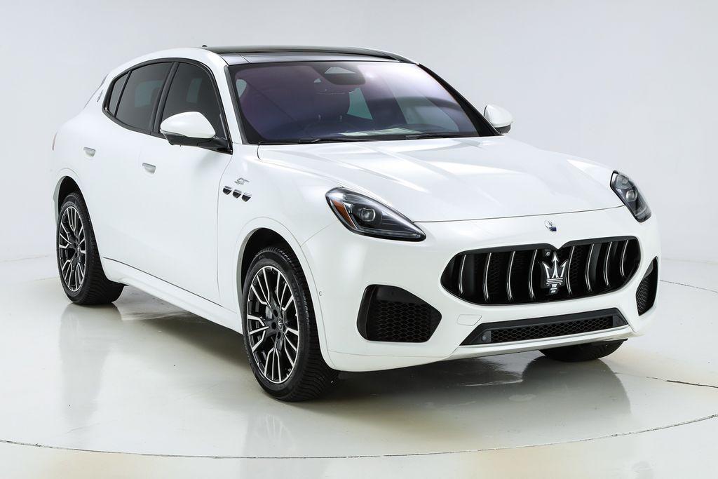 new 2024 Maserati Grecale car, priced at $68,500