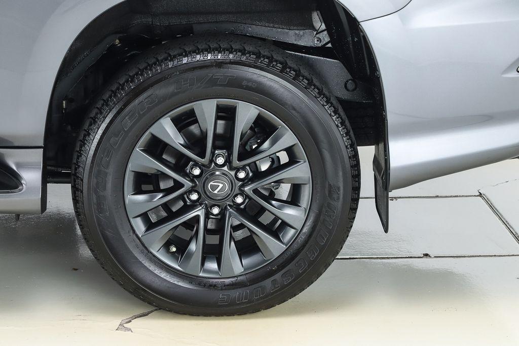 used 2023 Lexus GX 460 car, priced at $56,998